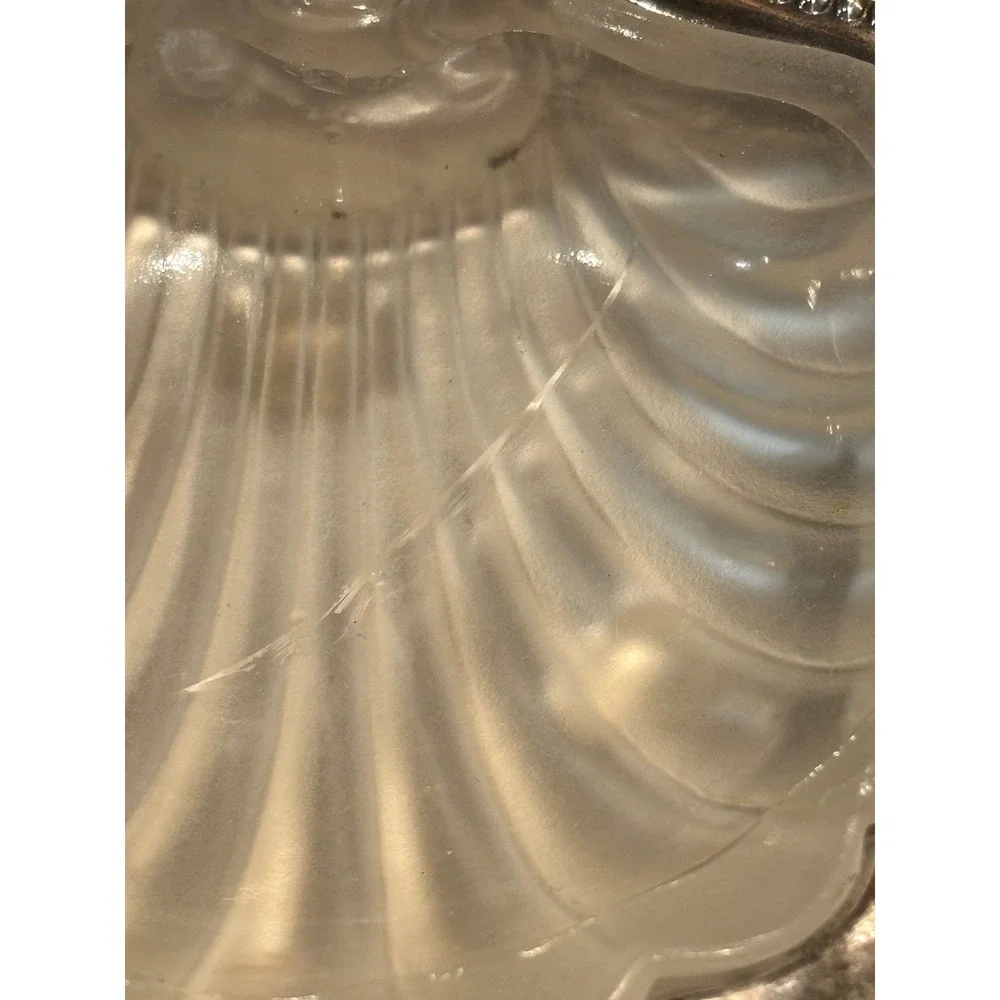 Vintage Silver Plated Clam Shell Butter Dish England Frosted Glass Liner 5 inch
